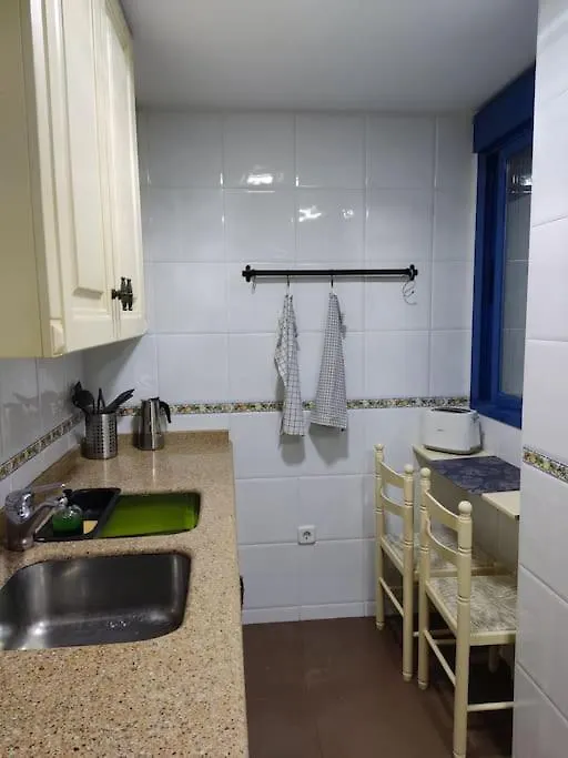 Junto estación tren y la playa, GARAJE INCLUIDO Apartamento Málaga