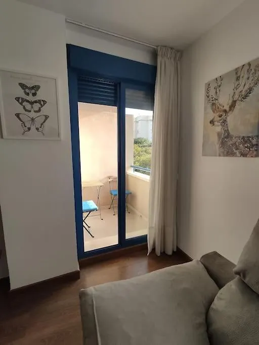 Junto estación tren y la playa, GARAJE INCLUIDO Apartamento Málaga